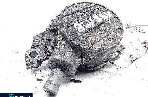 POMPA VACUM AUDI A3 8L 038145101B
