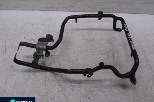 trafic-vivaro 2.0DCI UK uchwyt-mocowanie filtra powietrza