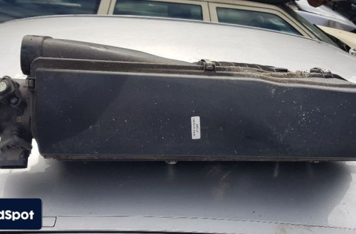 MERCEDES W211  2.2 CDI OBUDOWA FILTRA POWIETRZA