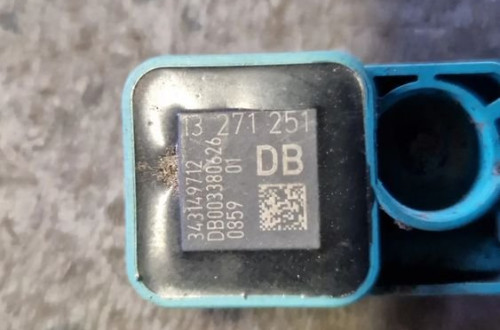 OPEL CORSA D CZUJNIK UDERZENIA 13271251