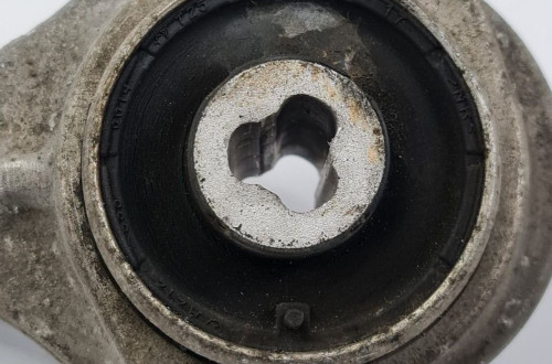WAHACZ PRAWY PRZEDNI PRZÓD MERCEDES W212