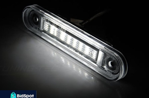 Lampki rejestracyjnej Mercedes C 202 124 190 201 w