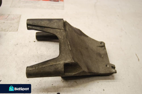 ŁAPA PODPORA SKRZYNI BIEGÓW 9127489 OPEL CORSA C 1.0