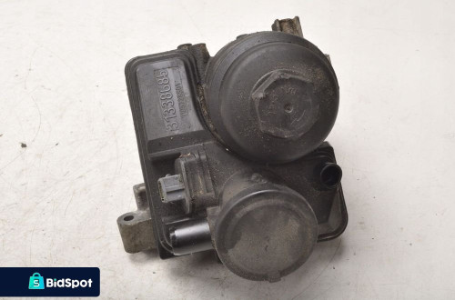 VOLVO C30 S40 2.5 T OBUDOWA FILTRA OLEJU 31338685