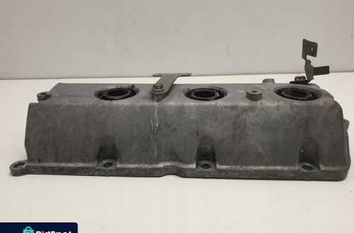 Opel Vectra C 3.0 CDTI V6 POKRYWA ZAWORÓW prawa
