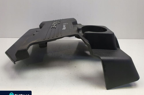 Chevrolet Equinox 3.4 V6 GÓRNA OSŁONA SILNIKA