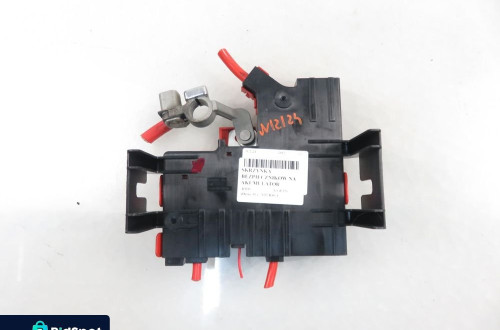 SKRZYNKA BEZPIECZNIKÓW BMW X3 9206140