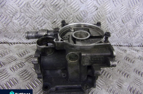 PODSTAWA FILTRA OLEJU TOUAREG 5.0 TDI 07Z115389