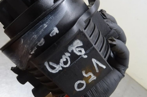 VOLVO V50 LIFT 07-12 OBUDOWA FILTRA PALIWA