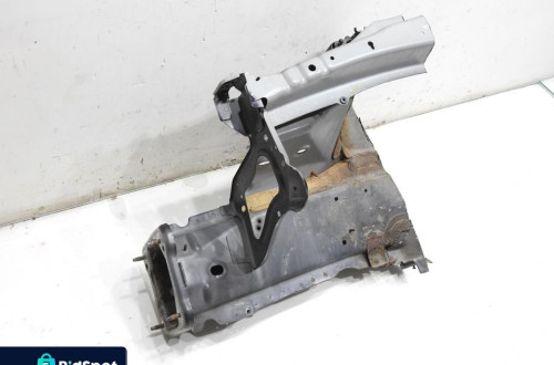 PODŁUŻNICA LEWY PRZÓD 019-26 VOLVO V50 LIFT