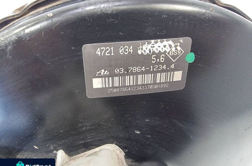 SERWO HAMULCOWE RENAULT CLIO III 472103448R