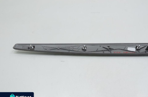 LISTWA OZDOBNA KONSOLI BMW E81 E87 LIFT