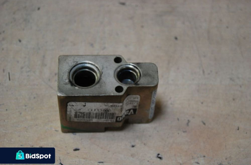 PAROWNIK KLIMATYZACJI 1J1820103A ZAWÓR GOLF IV BORA PASSAT