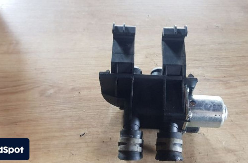 FORD KA ZAWÓR OGRZEWANIA