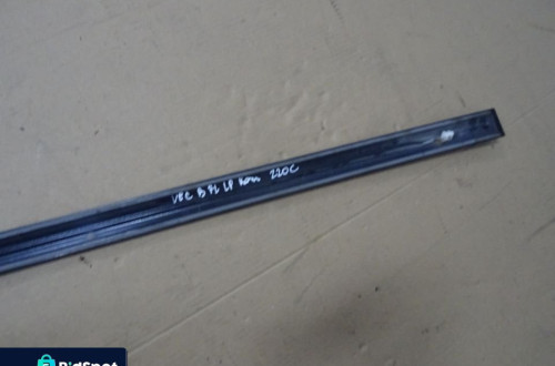 LISTWA DRZWI LEWY PRZÓD  OPEL VECTRA B LIFT LAK:Z20C NR98