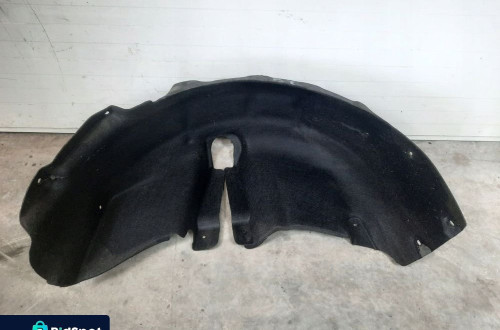 NADKOLE PRAWY TYŁ TYLNE AUDI A1 8X