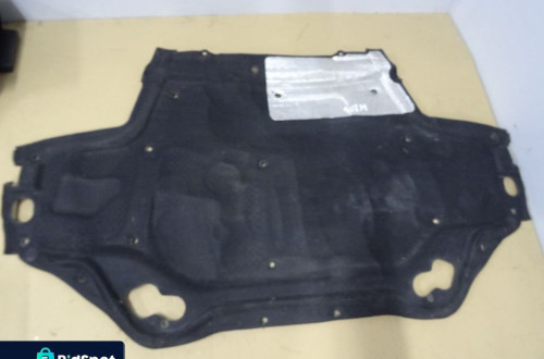 WYCISZENIE WYGŁUSZENIE MASKI MERCEDES W203 KOMBI 00-07 NR137