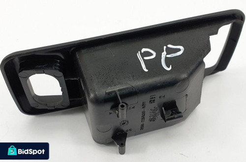 OSŁONA KLAMKI DRZWI PRAWA FORD FOCUS MK2