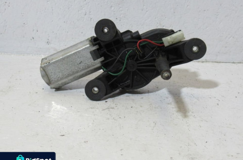 SILNICZEK WYCIERACZKI TYLNEJ FIAT PUNTO 2