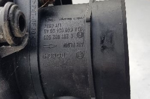 MERCEDES 2.2 CDI PRZEPLYWOMIERZ POWIETRZA 0281002535