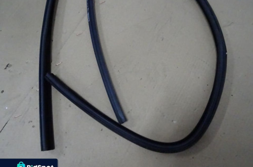 USZCZELKA DRZWI LEWY TYŁ OPEL ASTRA III H 04-06 5D HB NR157