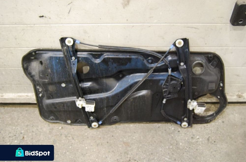 MECHANIZM SZYBY PRAWY PRZÓD ELEKTRYCZNY 1J3837756F VW GOLF IV 3D 1J3837730D
