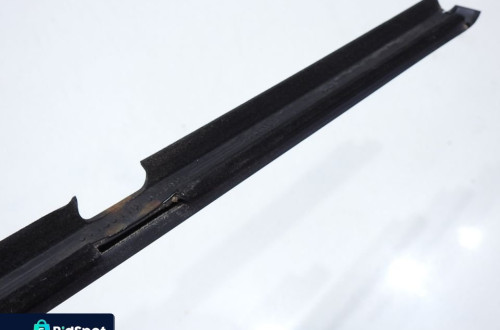 LISTWA ZGARNIAJĄCA PRAWY TYŁ GRAND CHEROKEE ZJ