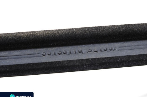 LISTWA ZGARNIAJĄCA PRAWY TYŁ GRAND CHEROKEE ZJ