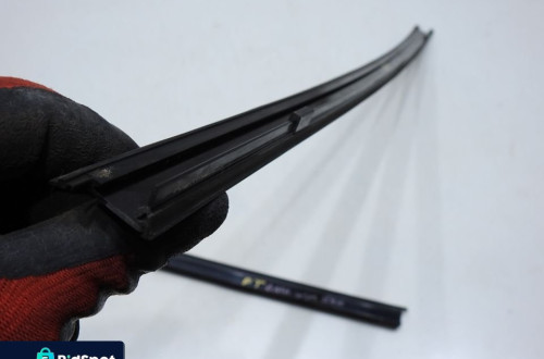 LISTWA DACHOWA DACHU PRAWA MERCEDES W203 KOMBI