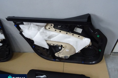 BOCZEK BOCZKI DRZWI OPEL ASTRA IV J 5D HB NR337