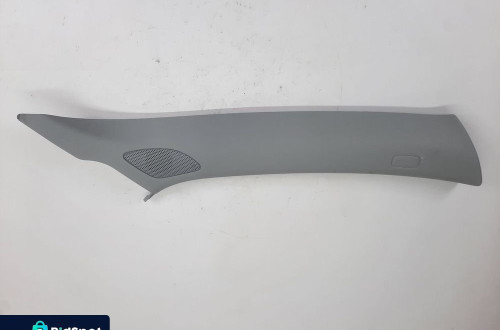 AUDI A1 OSŁONA POSZYCIE SŁUPKA PRAWA 8X0867234A