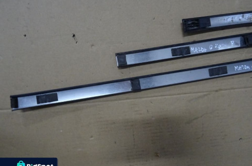 LISTWA LISTWY DACHOWE PRAWA MAZDA 6 KOMBI 02-05 NR161