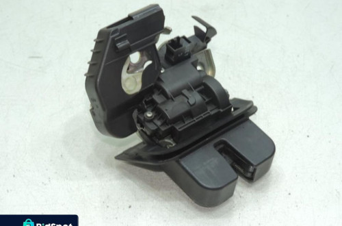 ZAMEK KLAPY TYŁ AUDI A3 8P SPORTBACK