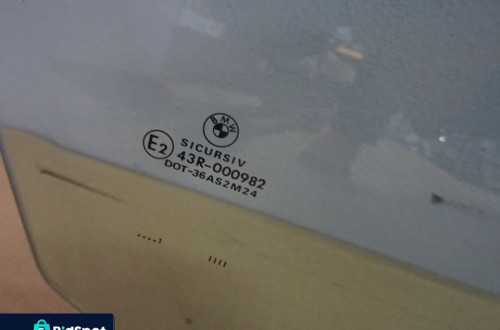 SZYBA BOCZNA DRZWI PRAWY PRZÓD BMW E39 LIFT SEDAN 00-04 NR1056