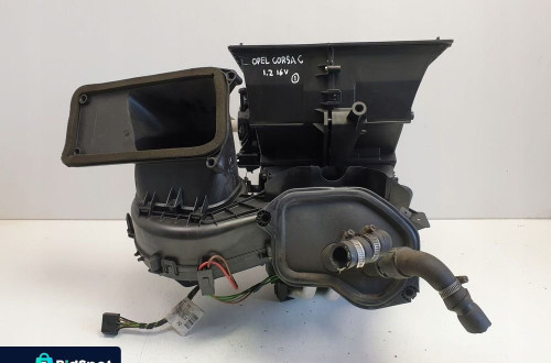 Opel Corsa C NAGRZEWNICA DMUCHAWA Europa