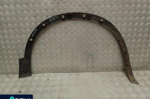 LISTWA BŁOTNIKA LEWY PRZÓD QASHQAI J10 63811JD01D