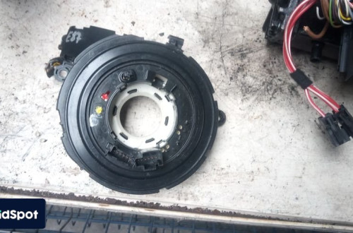 bmw e90 e91 tasma zwijak airbag 6967324