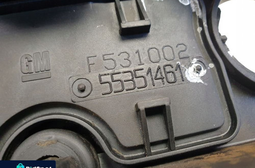 Opel Corsa C 1.2 16V POKRYWA ZAWORÓW 55351461