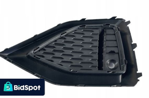 AUDI Q2 LIFT KRATKA ZDERZAKA PRAWA 81A807682R