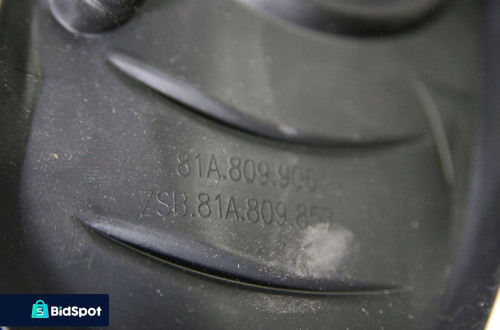 Podstawa stelaz klapka wlewu paliwa Audi Q2 81a