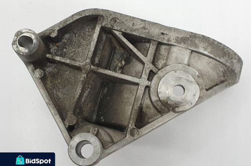ŁAPA MOCOWANIE POMPY OPEL INSIGNIA 2.8 V6 55563614