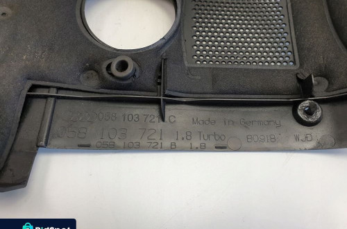 Audi A4 B6 1.8 T OSŁONA SILNIKA Pokrywa 058103721C