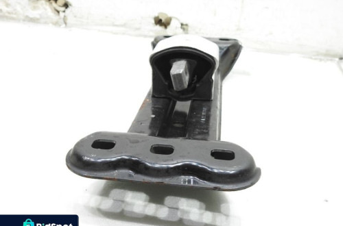 ŁAPA PODUSZKA SKRZYNI AUTOMAT W212 2.2 CDI