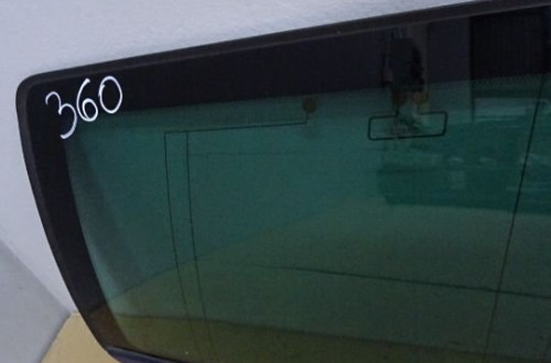 SZYBA KAROSERYJNA PRAWY TYŁ VOLVO XC70 I KOMBI 01-07 NR360