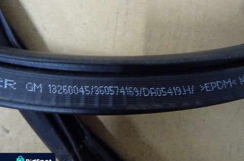 USZCZELKA GUMA DRZWI OPEL ASTRA IV J 5D HB NR159