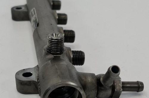 LISTWA WTRYSKOWA MERCEDES W212 2.2 CDI A6510700595