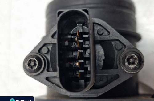 PRZEPŁYWOMIERZ VOLKSWAGEN GOLF IV 06A906461A