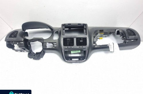 DESKA KOKPIT DODGE GRAND CARAVAN USZKODZONA