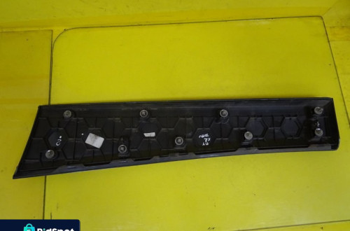 LISTWA DRZWI PRAWY TYŁ BMW X2 F39 M-PAKIET NR96