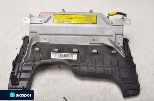 TOYOTA YARIS II AIRBAG PODUSZKA KOLANOWA